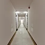 Zlota Przystan Rozewska 44 *